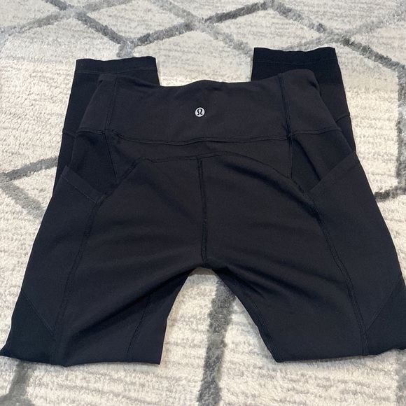 Like New Lululemon Fast and Free Crop 25” - Picture 3 of 3